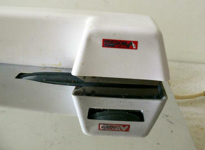 ZMB PREDOM - METRON EMOK-1 do otwierania kopert PRL