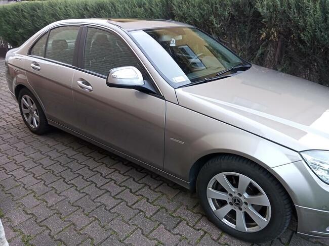 MERCEDES C KLASA SUPER STAN