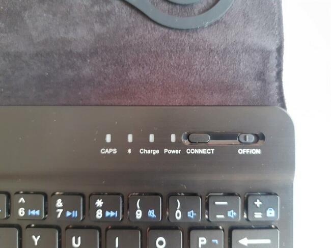 Klawiatura bluetooth ze skórzanym etui na tablet 7 cali nowa