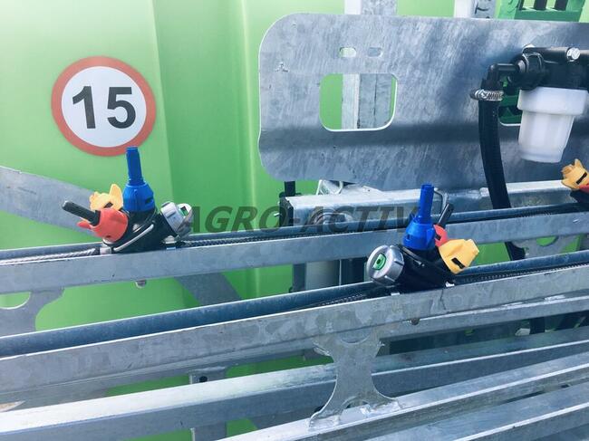 Opryskiwacz Polowy Zawieszany TOLMET 1000L/15m TRANSPORT