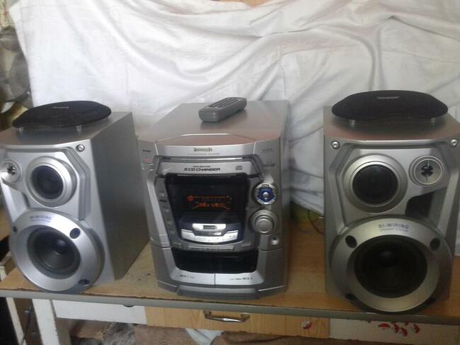 wieża HIFI PANASONIC z pilotem 5CD RDS jak nowa
