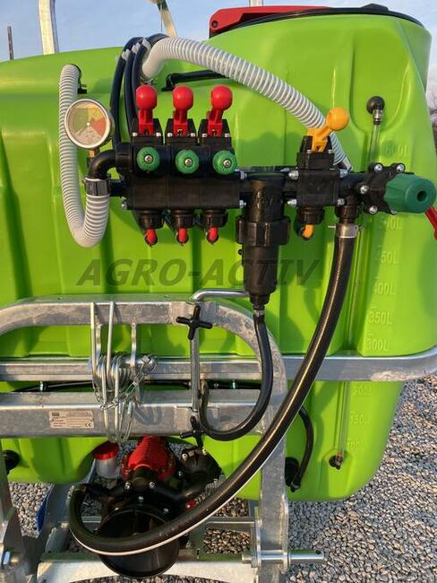 Opryskiwacz Polowy Zawieszany TOLMET 1000L/15m TRANSPORT