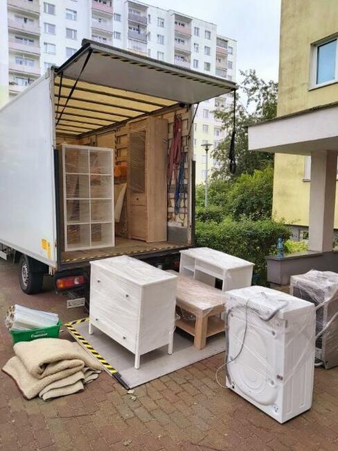 Przeprowadzki Transport / Tragarze Pomoc