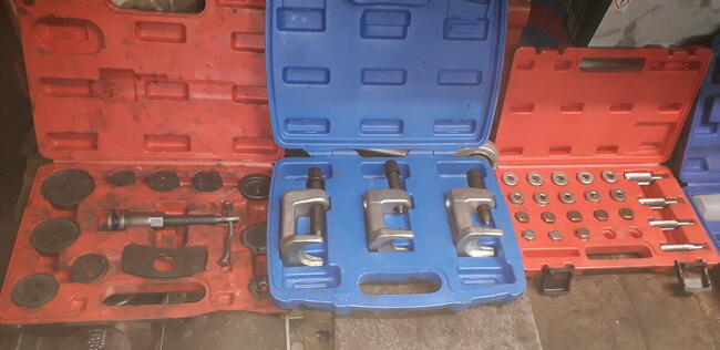 Garaż , warsztat do wynajecia na godziny i drobne naprawy