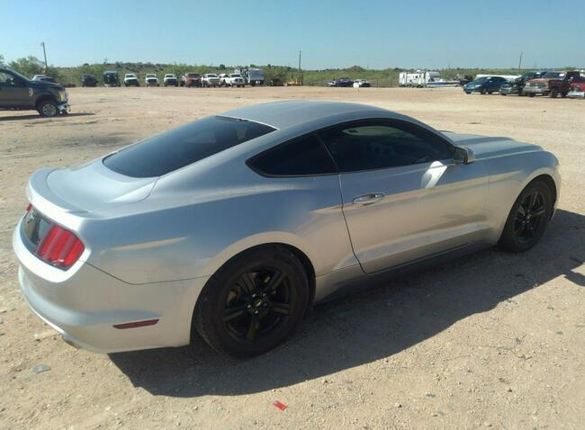 Ford Mustang 2015, 2.3L, po gradobiciu
