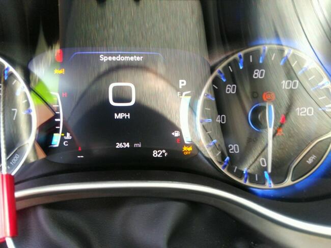 Chrysler Pacifica 2021, 3.6L, od ubezpieczalni