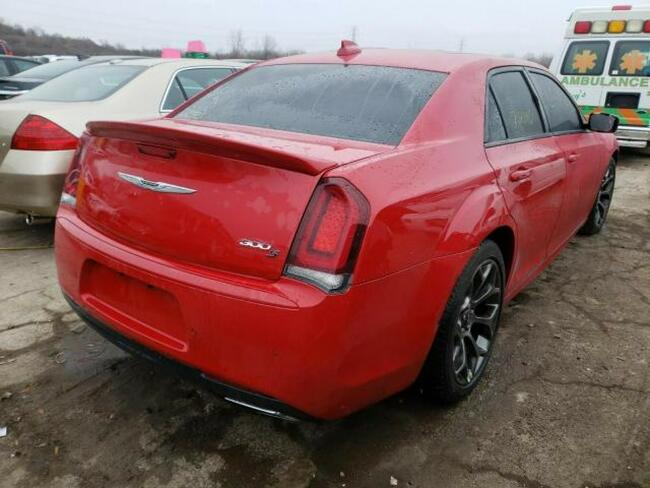 Chrysler 300C 2017, 3.6L, od ubezpieczalni