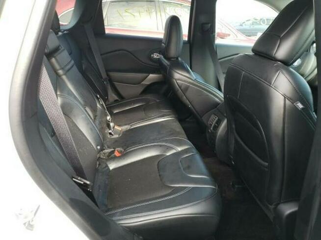 Jeep Cherokee 2019, 2.4L, 4x4, od ubezpieczalni