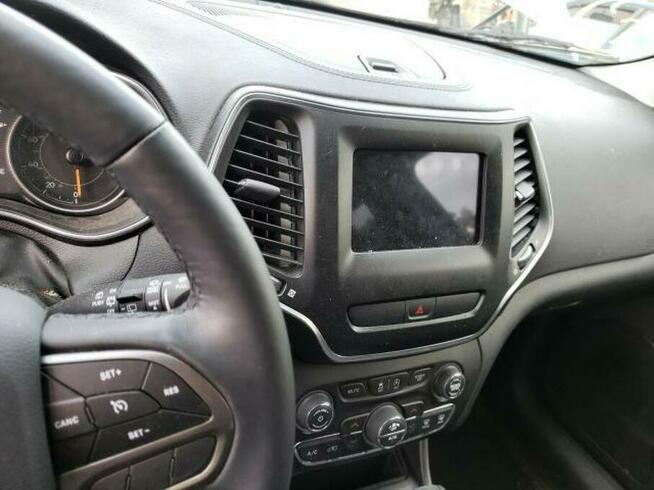 Jeep Cherokee 2019, 2.4L, 4x4, od ubezpieczalni