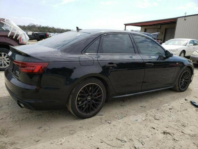 Audi A4 2018, 2.0L, 4x4, od ubezpieczalni