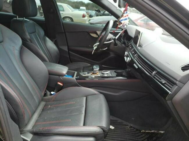 Audi A4 2018, 2.0L, 4x4, od ubezpieczalni