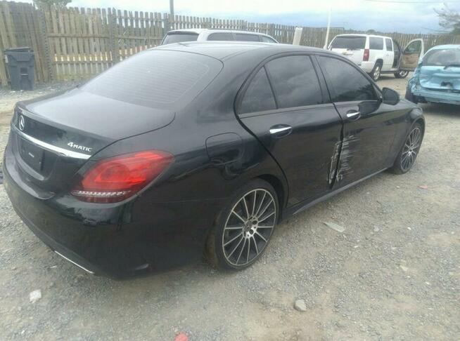 Mercedes C 300 2019, 2.0L, 4x4, po kradzieży