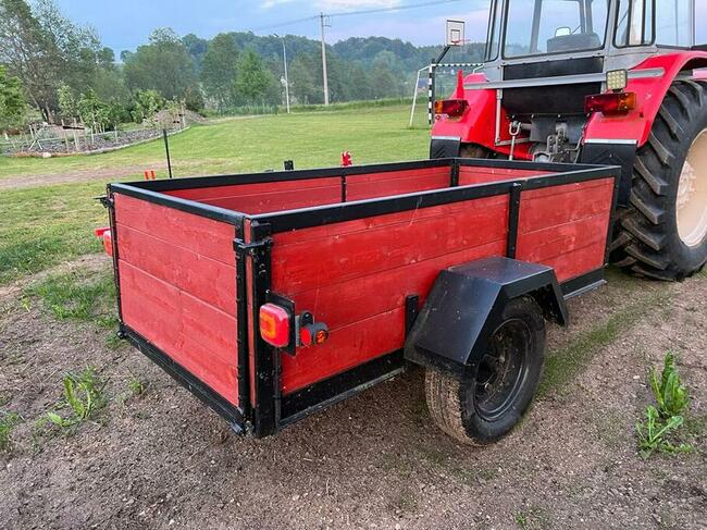 Przyczepa dwukołowa