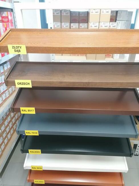 Parapety stalowe zewnętrzne z wysyłką do klienta