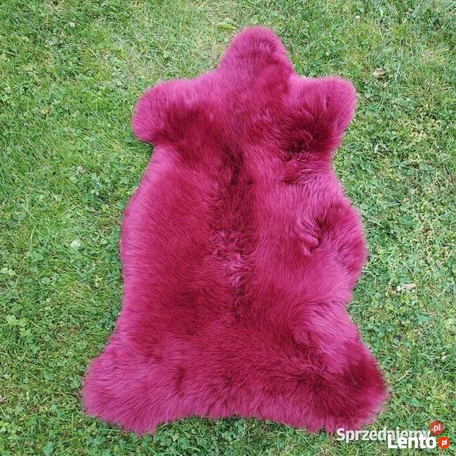Skóra Owcza Dywanik Kolor Czerwonego Wina Naturalna
