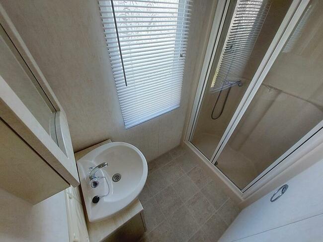 Domek holenderski angielski WILLERBY SALISBURY T1406 Camplas