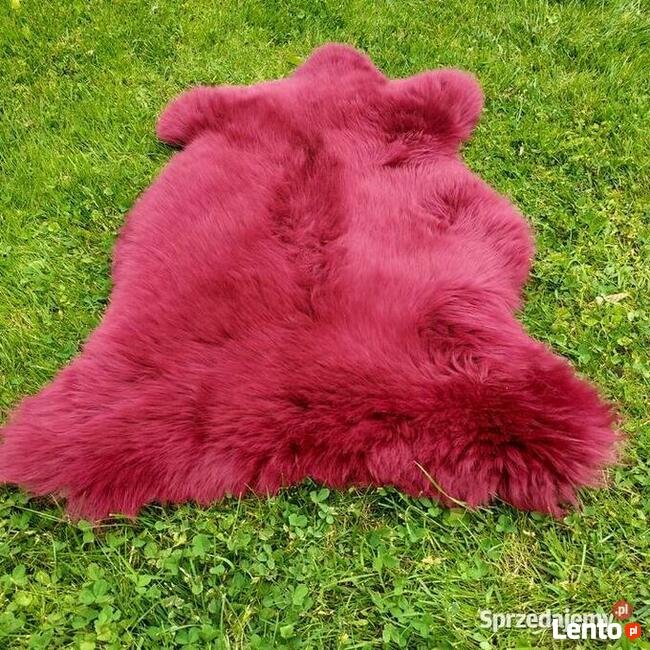 Skóra Owcza Dywanik Kolor Czerwonego Wina Naturalna