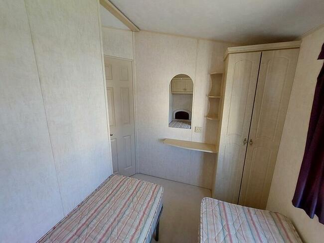 Domek holenderski angielski WILLERBY SALISBURY T1406 Camplas