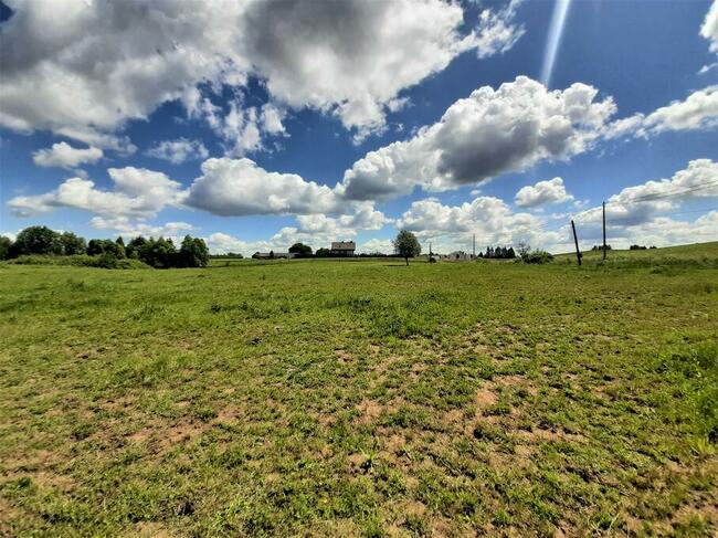 Działka budowlana w Chruścielach