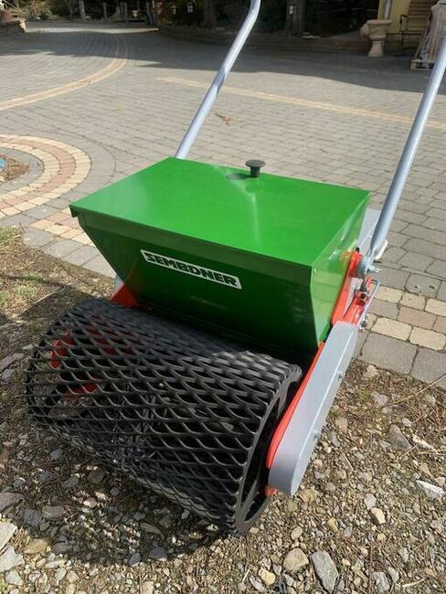 Siewnik do trawy RS 50 H II SEMBDNER wynajem