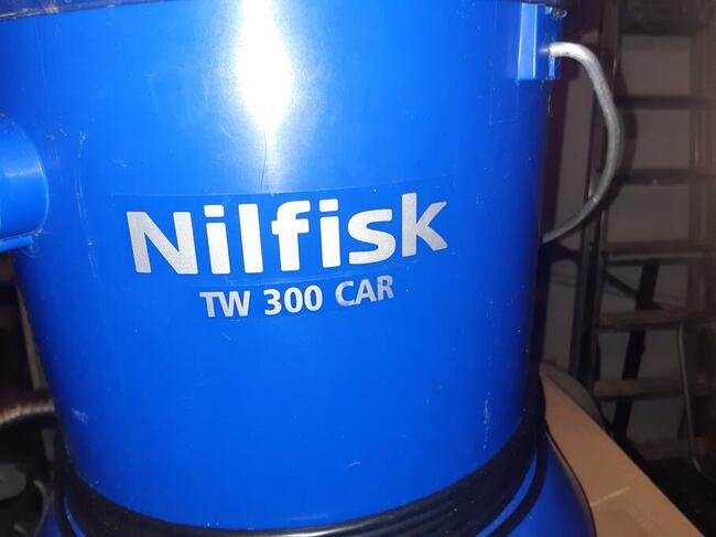 Odkurzacz piorący profesjonalny Nifilks 300 car