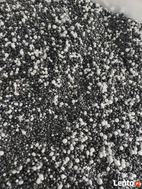 REGRANULAT DROBNY STYROPIANOWY