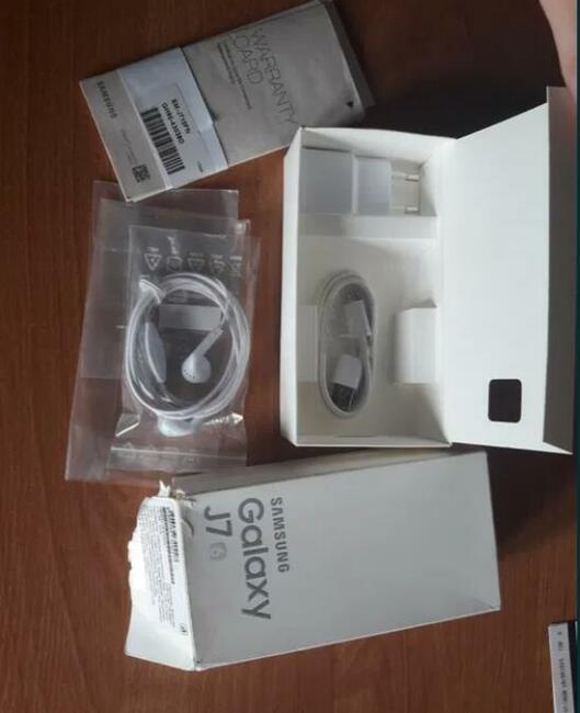 Telefon Samsung Galaxy j7 2016