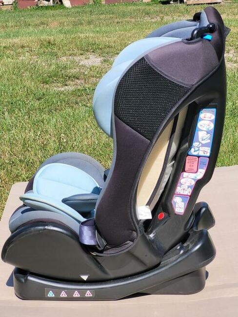 Dziecięcy fotelik samochodowy COMBO