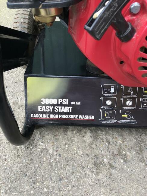 Myjka ciśnieniowa 260 bar z napędem spalinowym