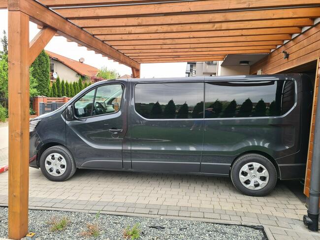 WYNAJEM BUS 9 OSOBOWY RENAULT TRAFIC LONG - NOWY SĄCZ / ZAKOPANE