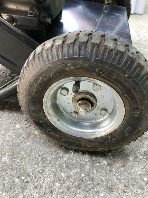 Myjka ciśnieniowa 260 bar z napędem spalinowym