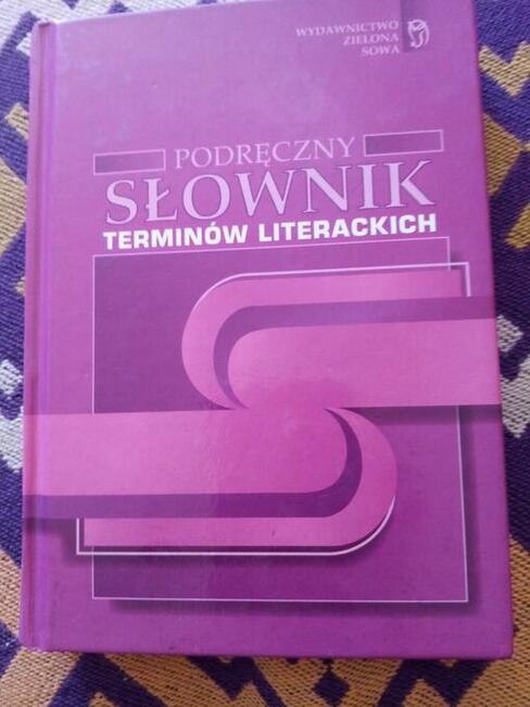 Podręczny słownik terminów literackich