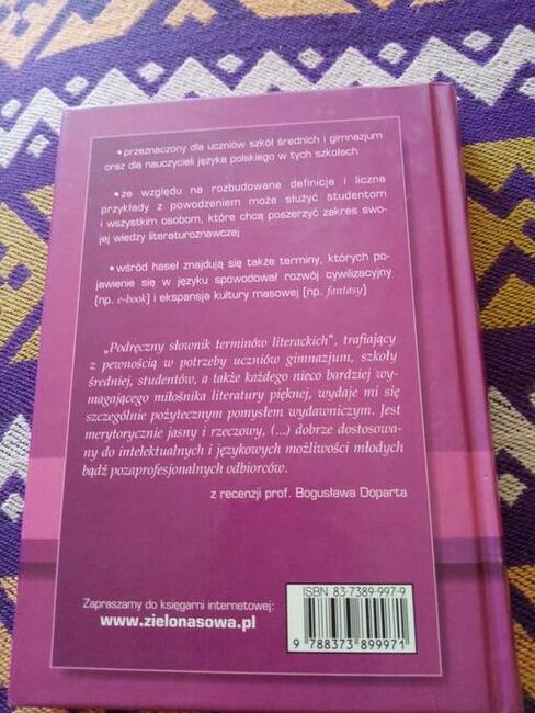 Podręczny słownik terminów literackich
