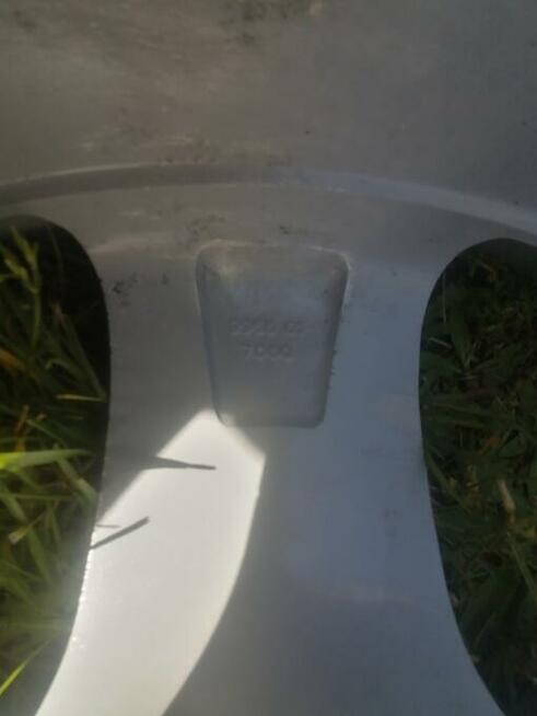 Felgi aluminiowe Mazda