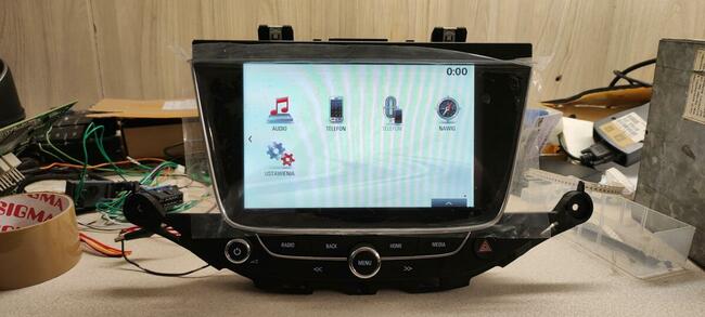 Naprawa wyświetlacza Opel Astra K 39042448