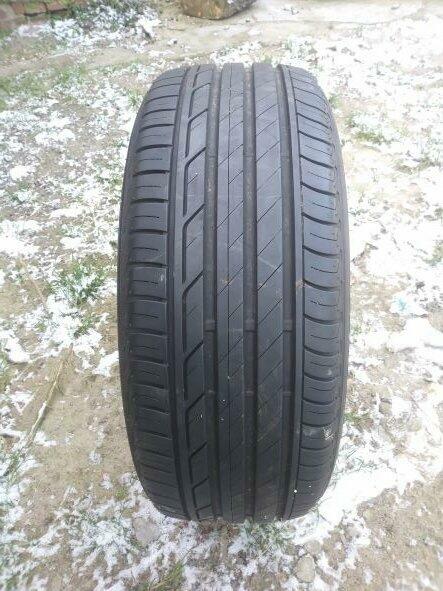 Sprzedam komplet Opony Bridgstone 215/50R18