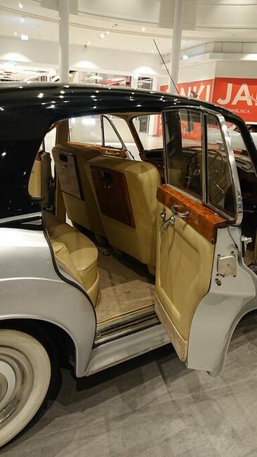 Samochód na Wesele, Ślub Rolls-Royce Silver-Cloud III