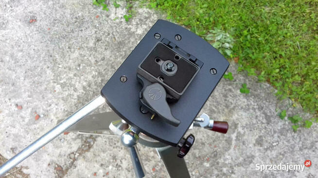 Statyw Berlebach Mulda + szybkozłączka Manfrotto 323