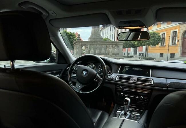 Auto do ślubu BMW 7 LIMUZYNA
