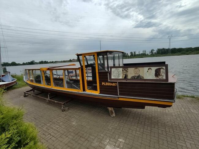 Jach Motorowy do przewozu osób