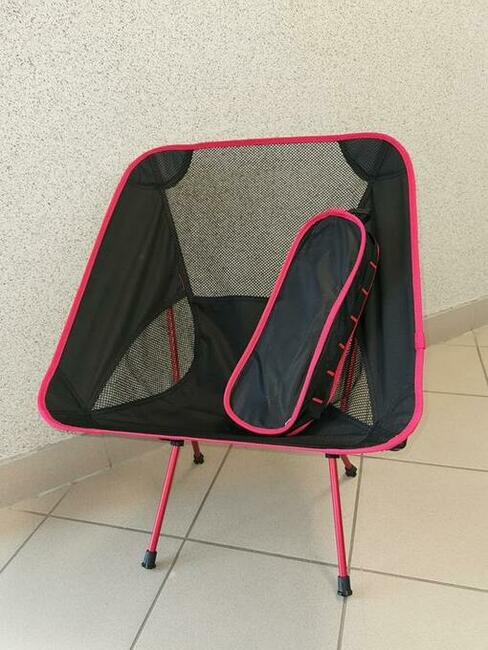 Nowe nowoczesne krzesła wędkarskie składane z torbą