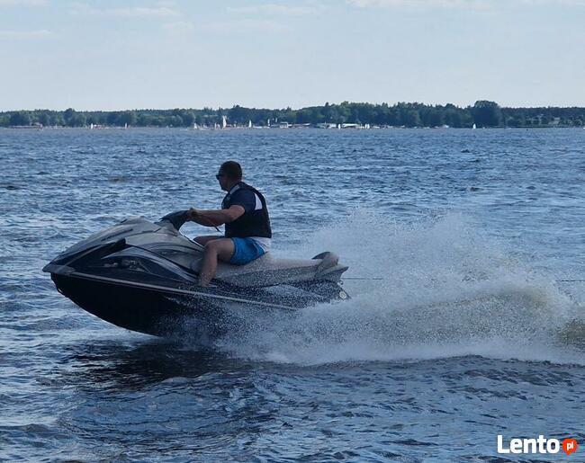 Zalew Zegrzyński wypożyczalnia skuterów wodnych i motorówek