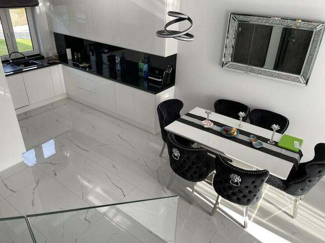 Poszukuje Pani do sprzątania domu