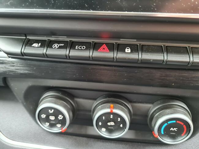 Renault Trafic LONG 2.0 DCI /TEMPOMAT/KLIMATYZACJA - WYPOZYCZALNIA BUSÓW 9 OSOBOWYCH