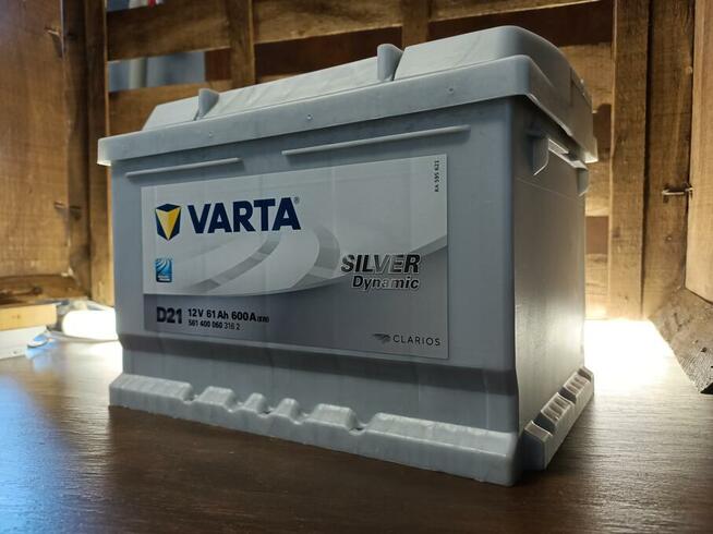 Akumulator 61Ah 600A VARTA SILVER D21