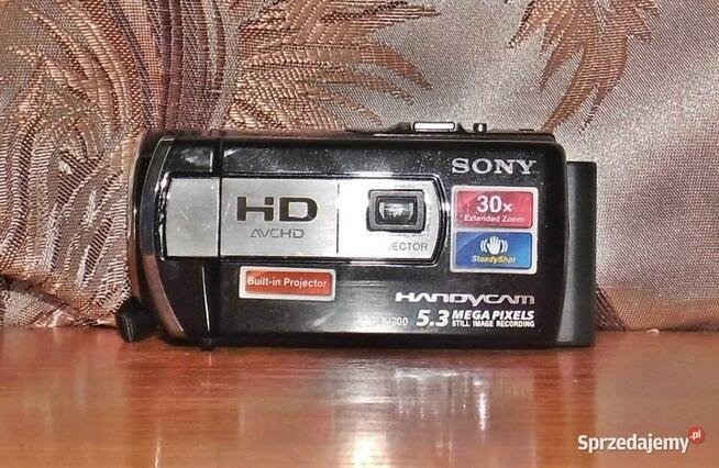 Kamera cyfrowa SONY HDR-PJ200E z projektorem(5)