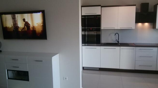 Wynajmę mieszkanie w apartamentowcu na os.Bursztynowym