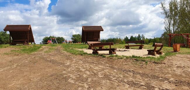 Domki domek z bala nad jeziorem Głuszyńskim Orle jezioro las