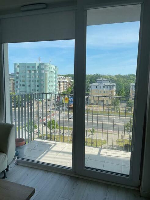 Wynajmę nowe 2 pokojowe mieszkanie z garażem