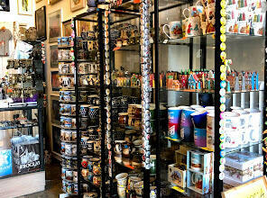 Praca w sklepie Galeria sztuki i pamiątki